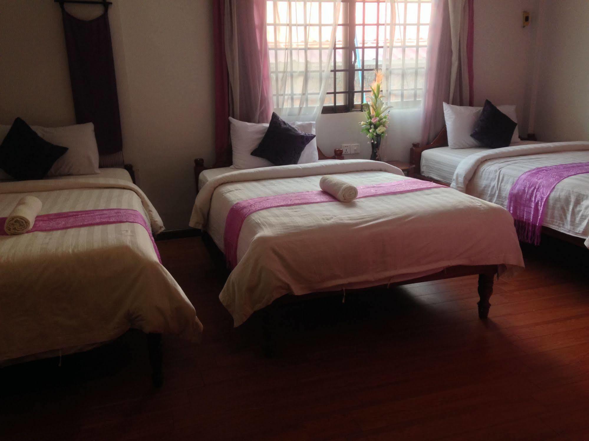 Route 66 Music Restaurant & Hostel Siem Reap Exterior foto