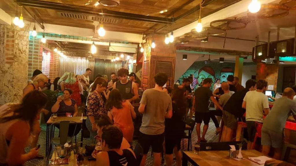 Route 66 Music Restaurant & Hostel Siem Reap Exterior foto